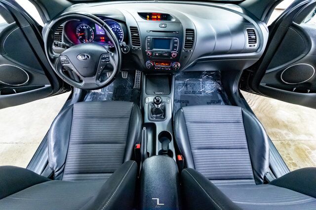 2016 Kia Forte Koup SX Manual Red Deer AB