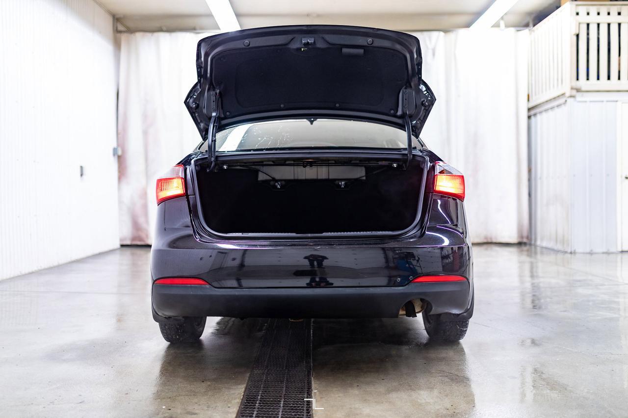 2016 Kia Forte LX Red Deer AB