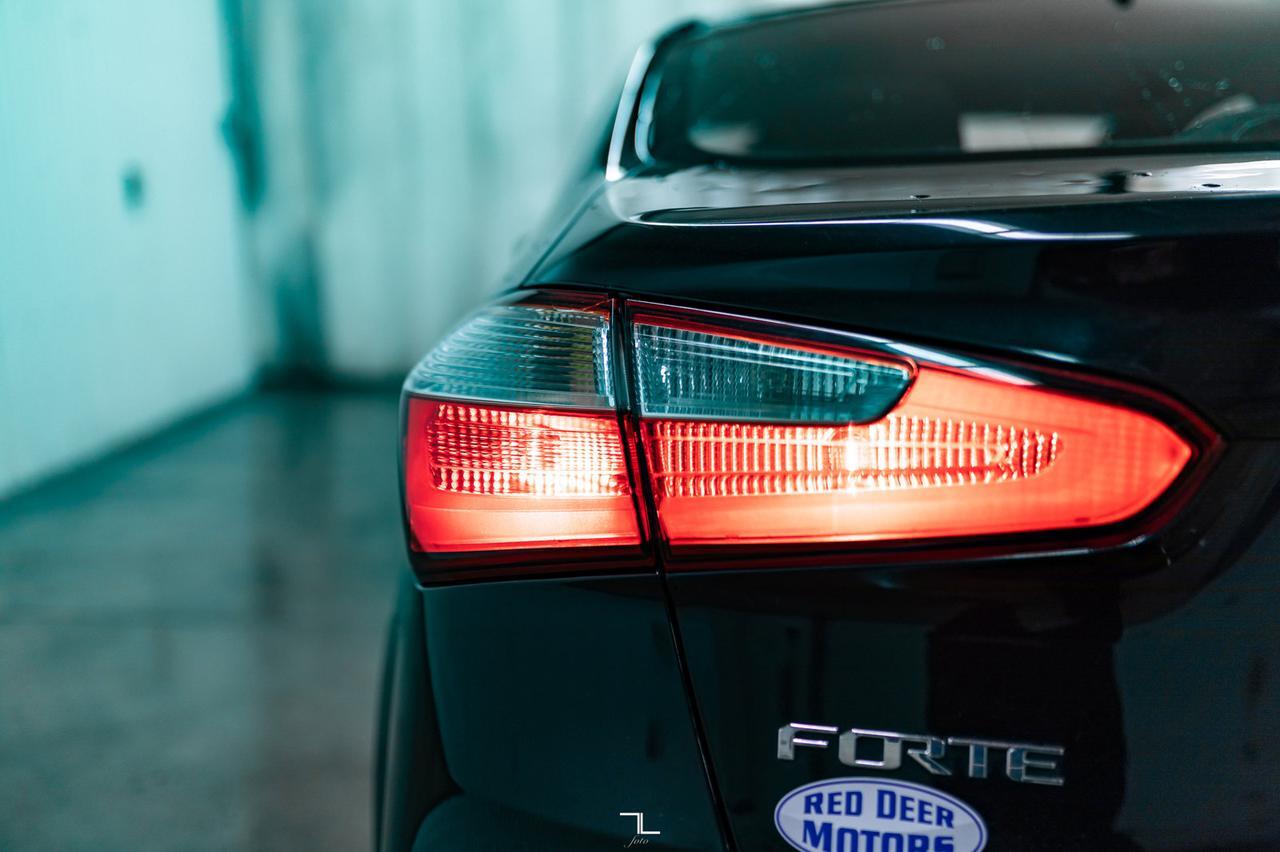 2016 Kia Forte LX Red Deer AB