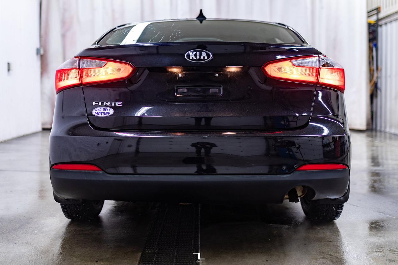 2016 Kia Forte LX Red Deer AB