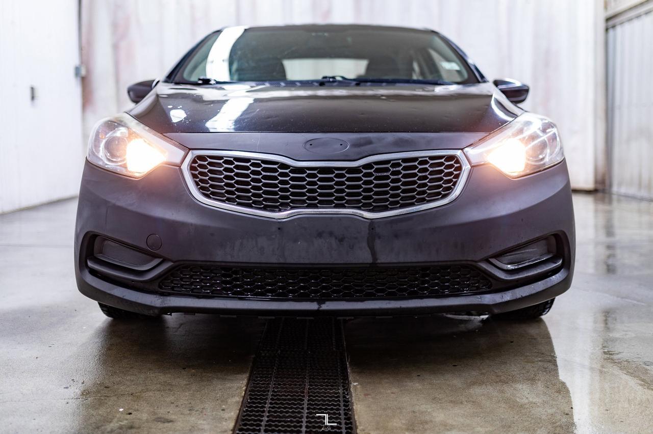 2016 Kia Forte LX Red Deer AB