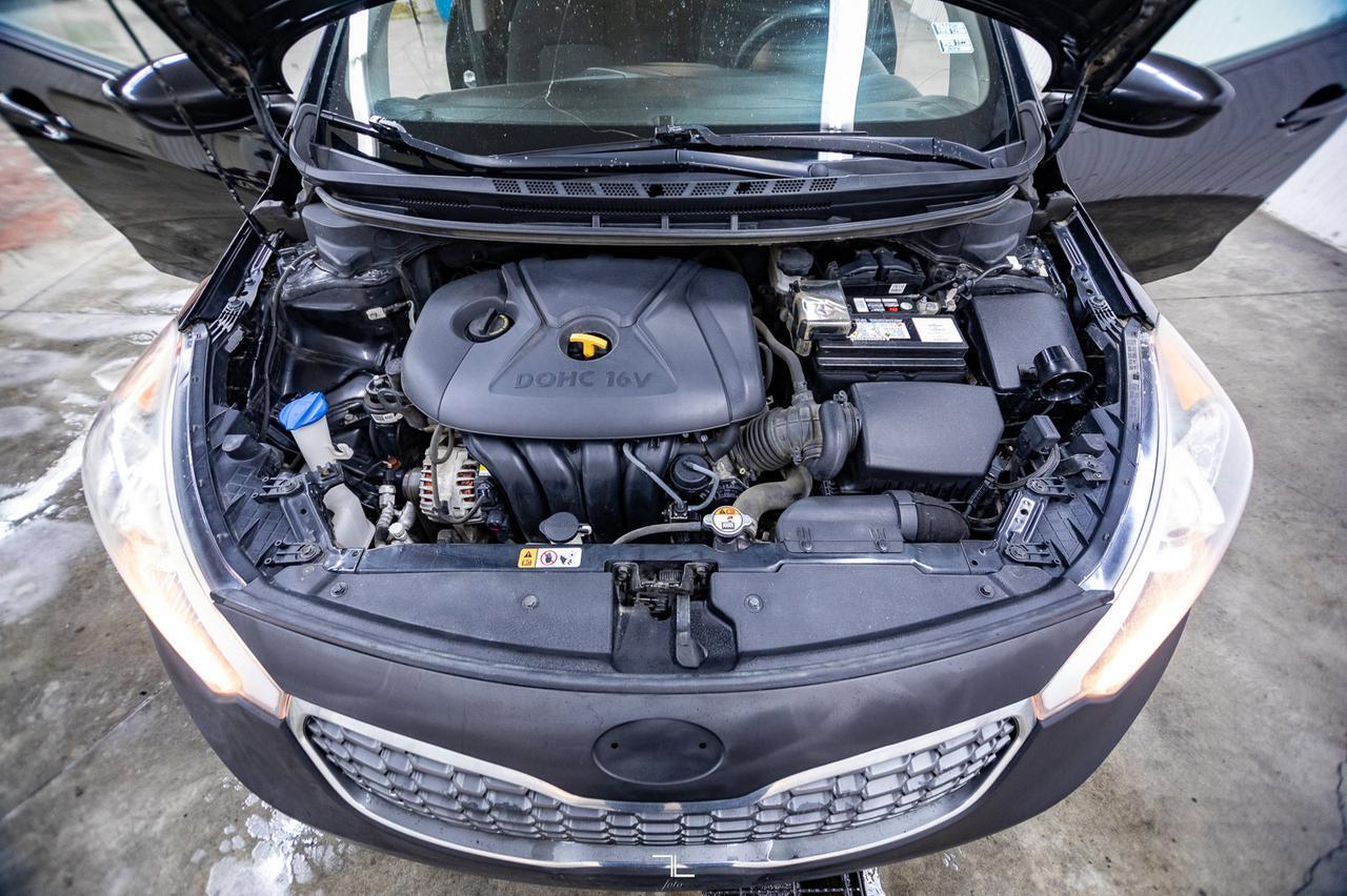 2016 Kia Forte LX Red Deer AB