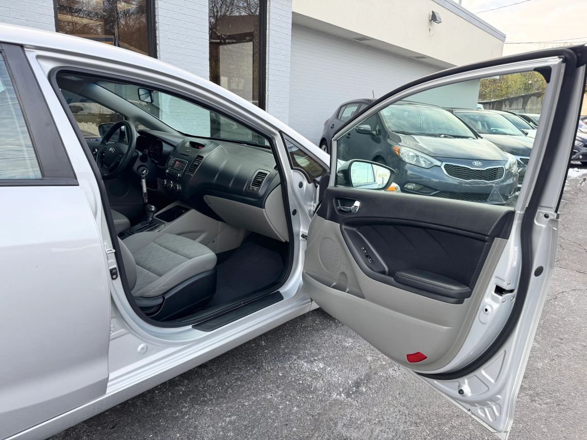 2016 Kia Forte LX Sedan 4D Cincinnati OH