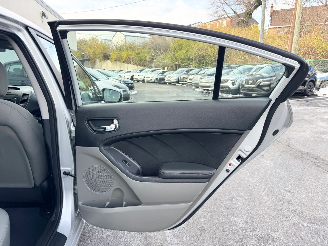 2016 Kia Forte LX Sedan 4D Cincinnati OH