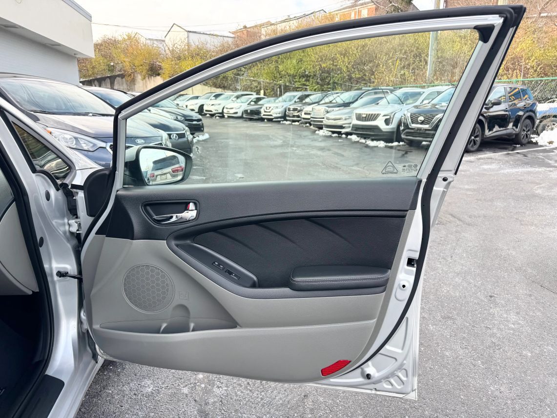 2016 Kia Forte LX Sedan 4D Cincinnati OH