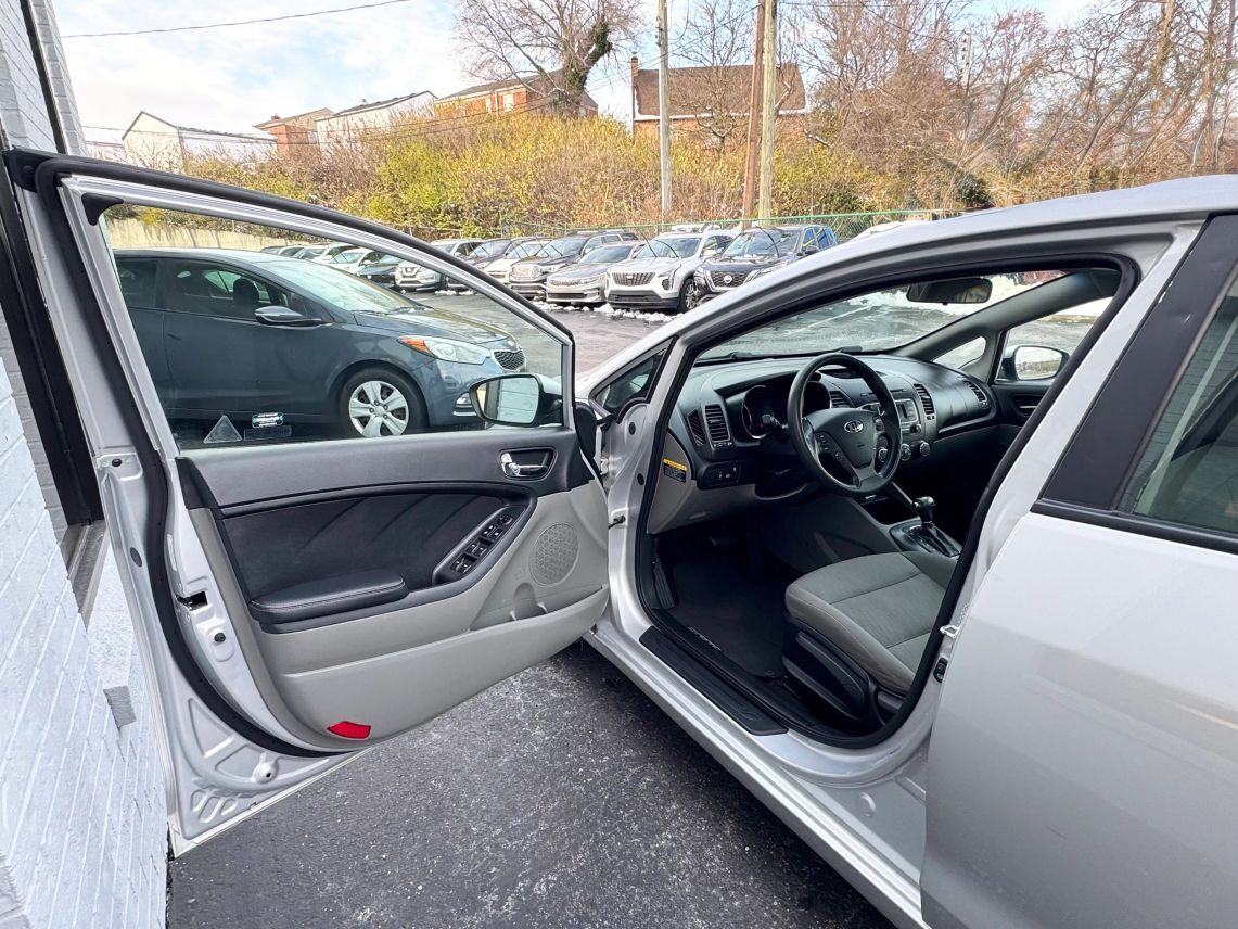 2016 Kia Forte LX Sedan 4D Cincinnati OH