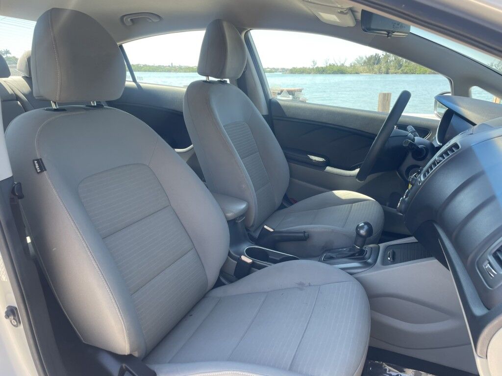 2016 Kia Forte LX~CLEAN CAR-FAX~REARVIEW CAMERA Sarasota FL