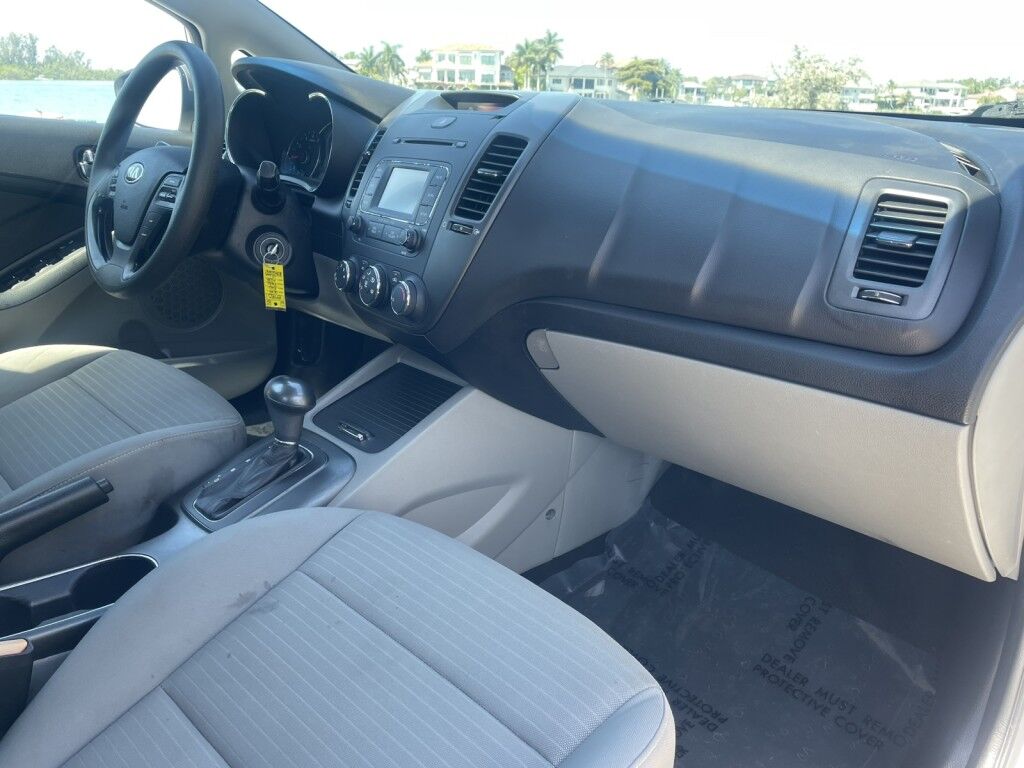2016 Kia Forte LX~CLEAN CAR-FAX~REARVIEW CAMERA Sarasota FL