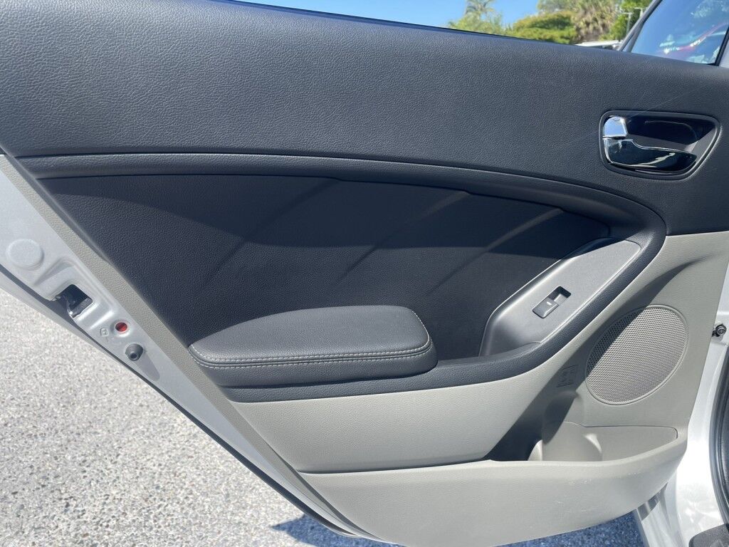 2016 Kia Forte LX~CLEAN CAR-FAX~REARVIEW CAMERA Sarasota FL