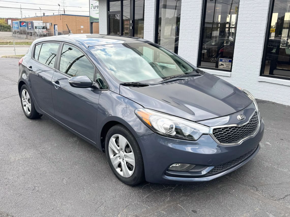 2016 Kia Forte5 LX Hatchback 4D
