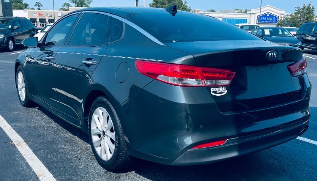 2016 Kia Optima - SAR EX