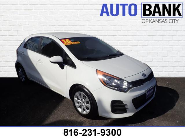 2016 Kia Rio 5-Door LX Kansas City MO 2016 Kia Rio 5-Door LX Kansas City MO