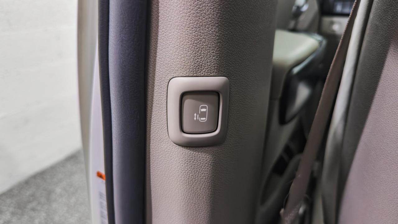 2016 Kia Sedona LX Tallmadge OH