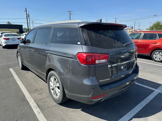 2016 Kia Sedona LX