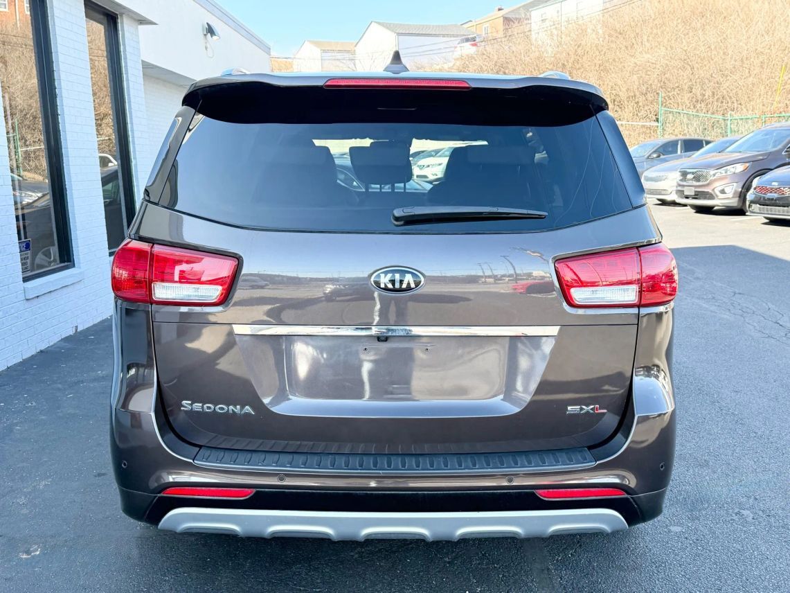 2016 Kia Sedona SX Limited Minivan 4D Cincinnati OH