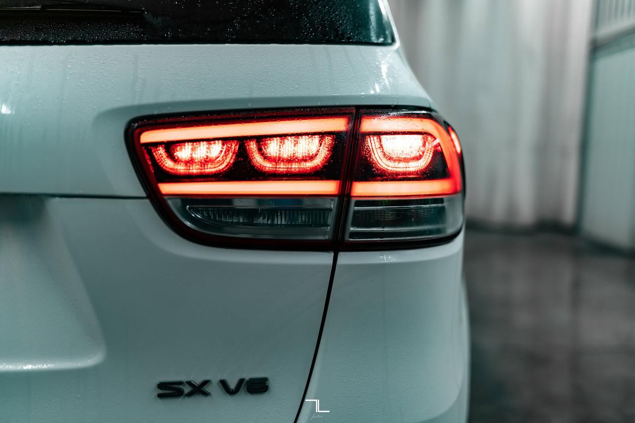 2016 Kia Sorento AWD SX Leather Roof Nav BCam Red Deer AB