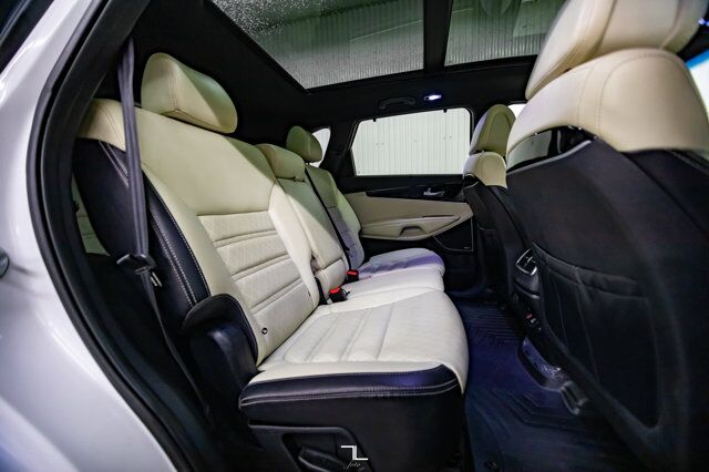 2016 Kia Sorento AWD SX Leather Roof Nav BCam Red Deer AB