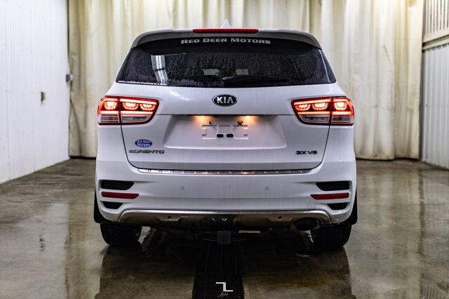 2016 Kia Sorento AWD SX Leather Roof Nav BCam Red Deer AB