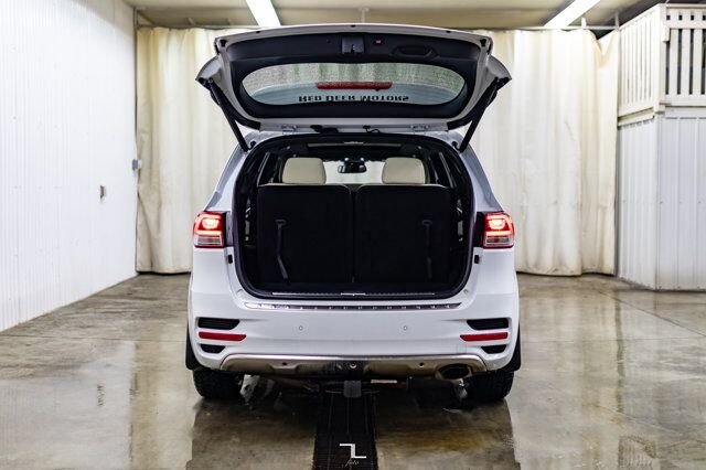 2016 Kia Sorento AWD SX Leather Roof Nav BCam Red Deer AB