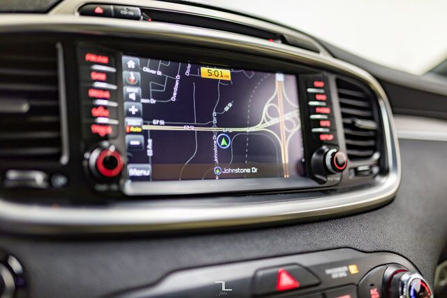 2016 Kia Sorento AWD SX Leather Roof Nav BCam Red Deer AB