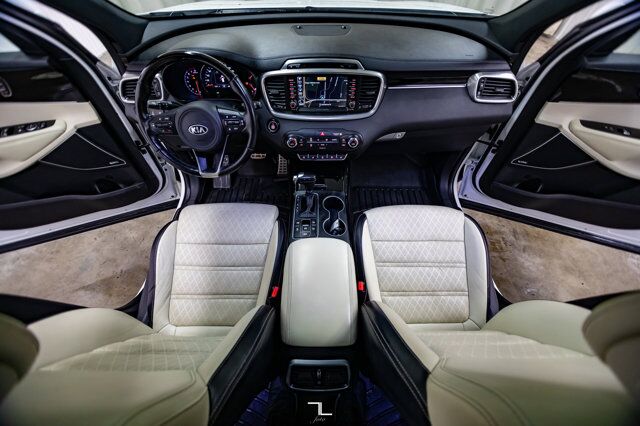 2016 Kia Sorento AWD SX Leather Roof Nav BCam Red Deer AB