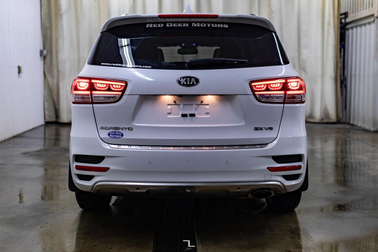 2016 Kia Sorento AWD SX Luxury Leather Roof Nav BCam Red Deer AB