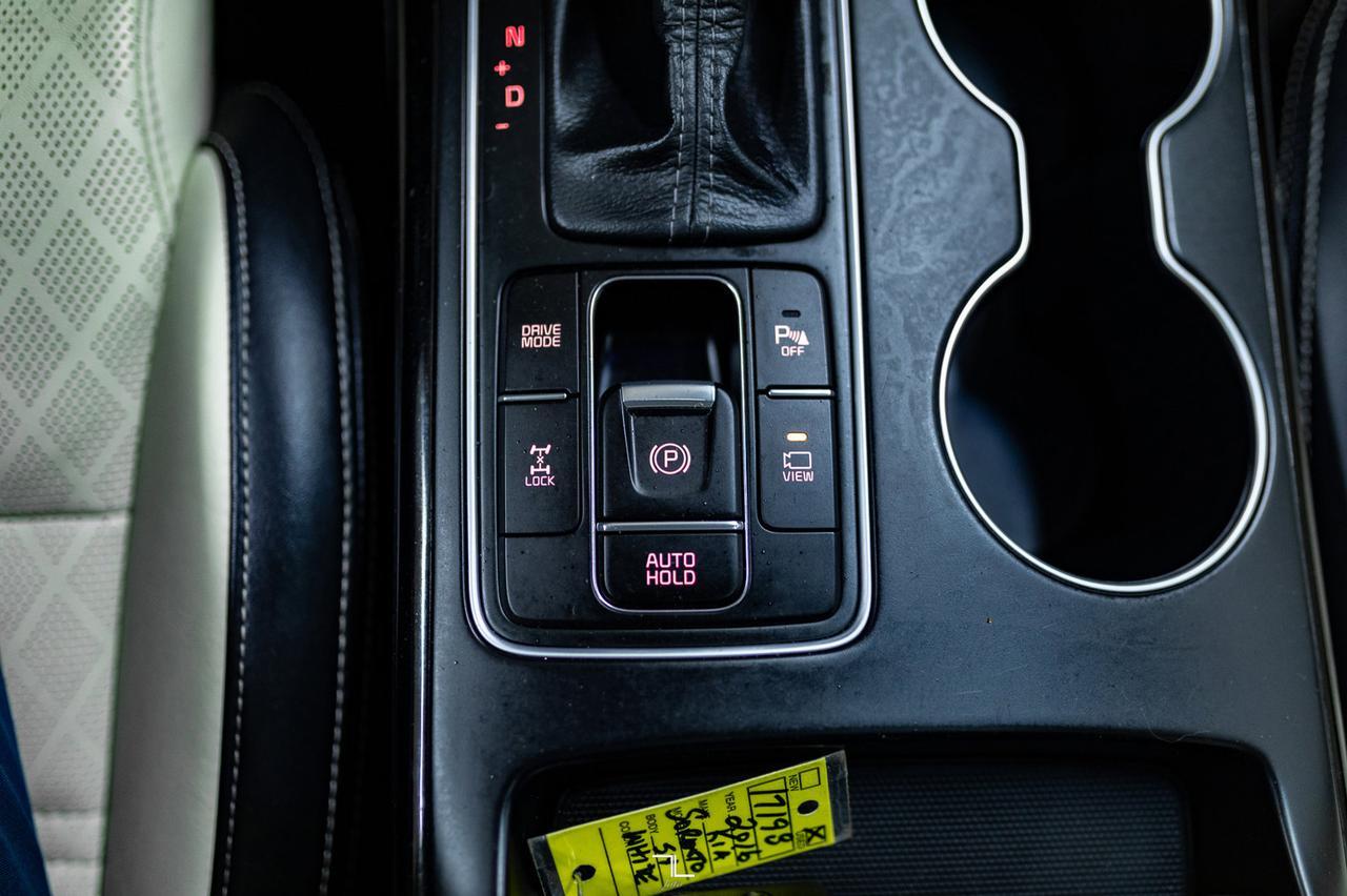 2016 Kia Sorento AWD SX Luxury Leather Roof Nav BCam Red Deer AB