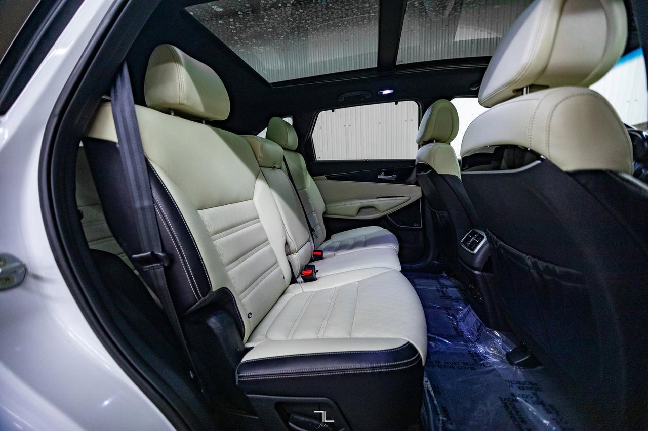 2016 Kia Sorento AWD SX Luxury Leather Roof Nav BCam Red Deer AB