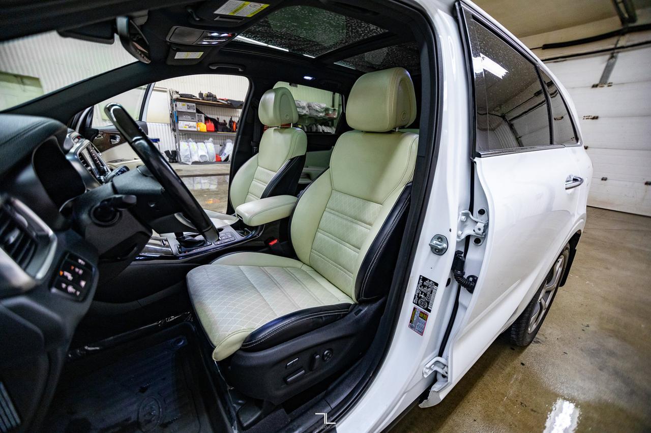 2016 Kia Sorento AWD SX Luxury Leather Roof Nav BCam Red Deer AB