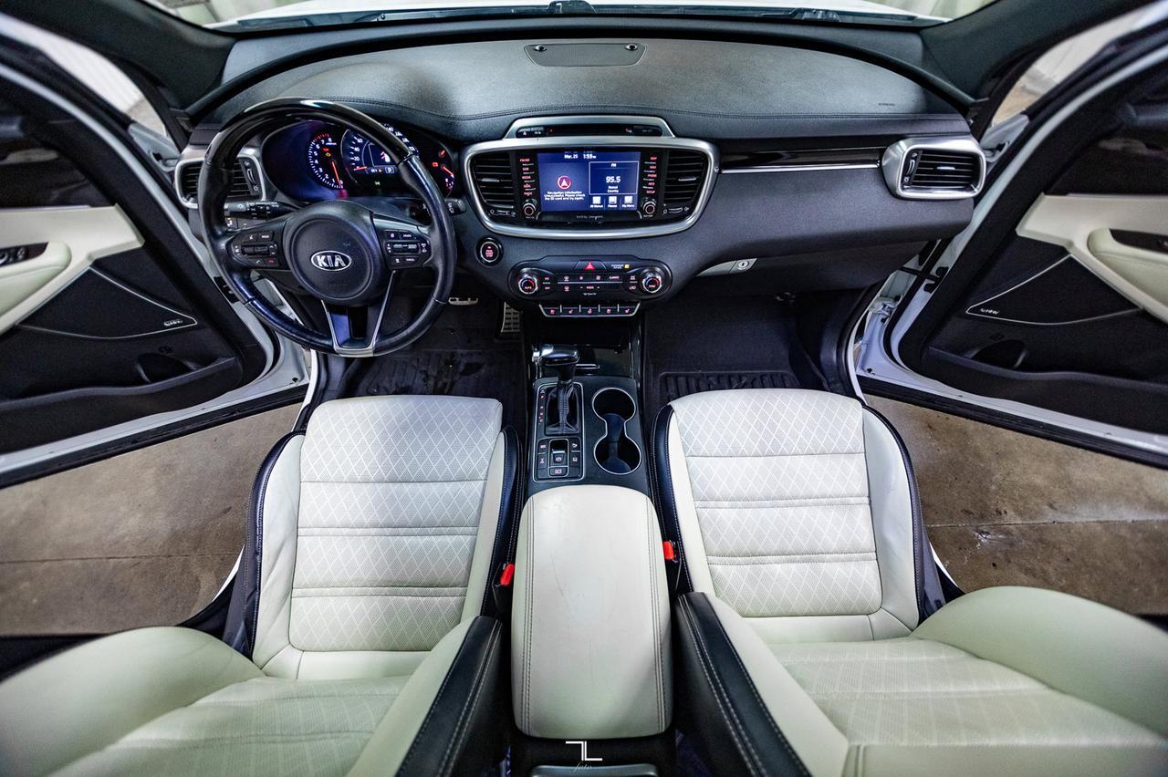 2016 Kia Sorento AWD SX Luxury Leather Roof Nav BCam Red Deer AB