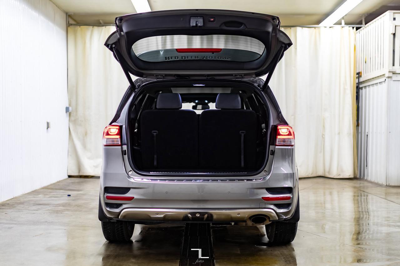 2016 Kia Sorento AWD SX Plus Leather Roof Nav BCam Red Deer AB