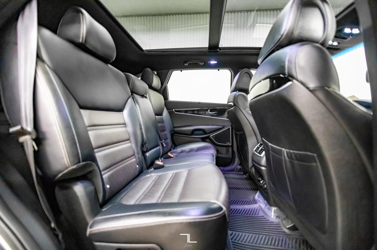 2016 Kia Sorento AWD SX Plus Leather Roof Nav BCam Red Deer AB