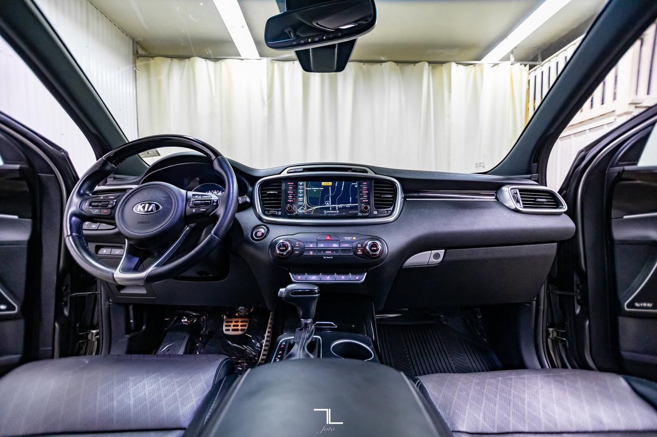 2016 Kia Sorento AWD SX Plus Leather Roof Nav BCam Red Deer AB