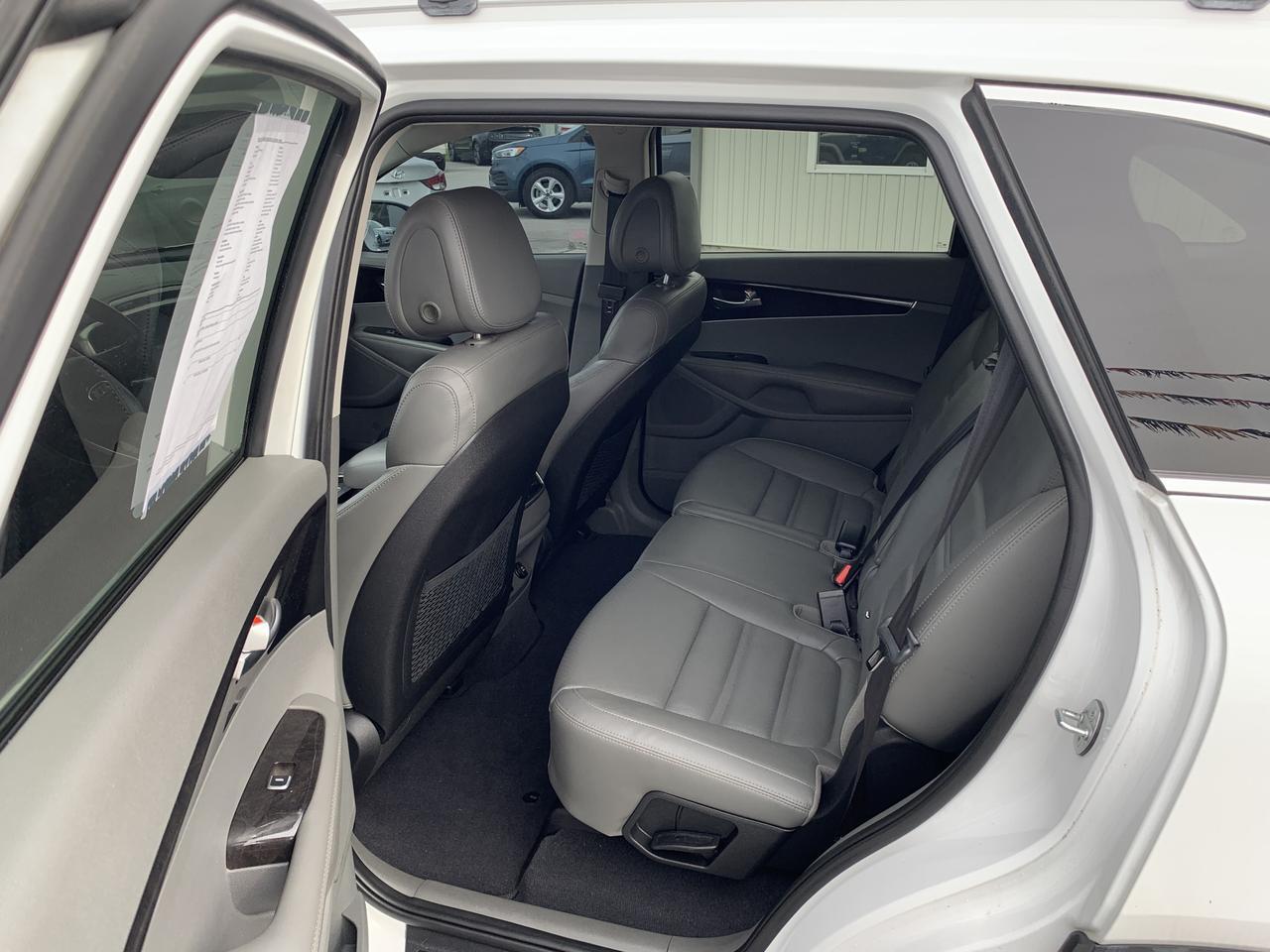 2016 Kia Sorento EX Sport Utility 4D Aurora MO