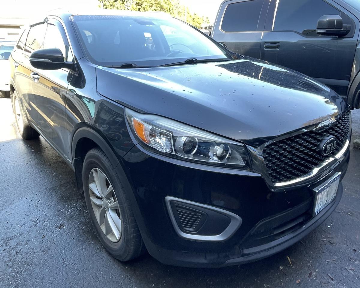 2016 Kia Sorento LX Sport Utility 4D