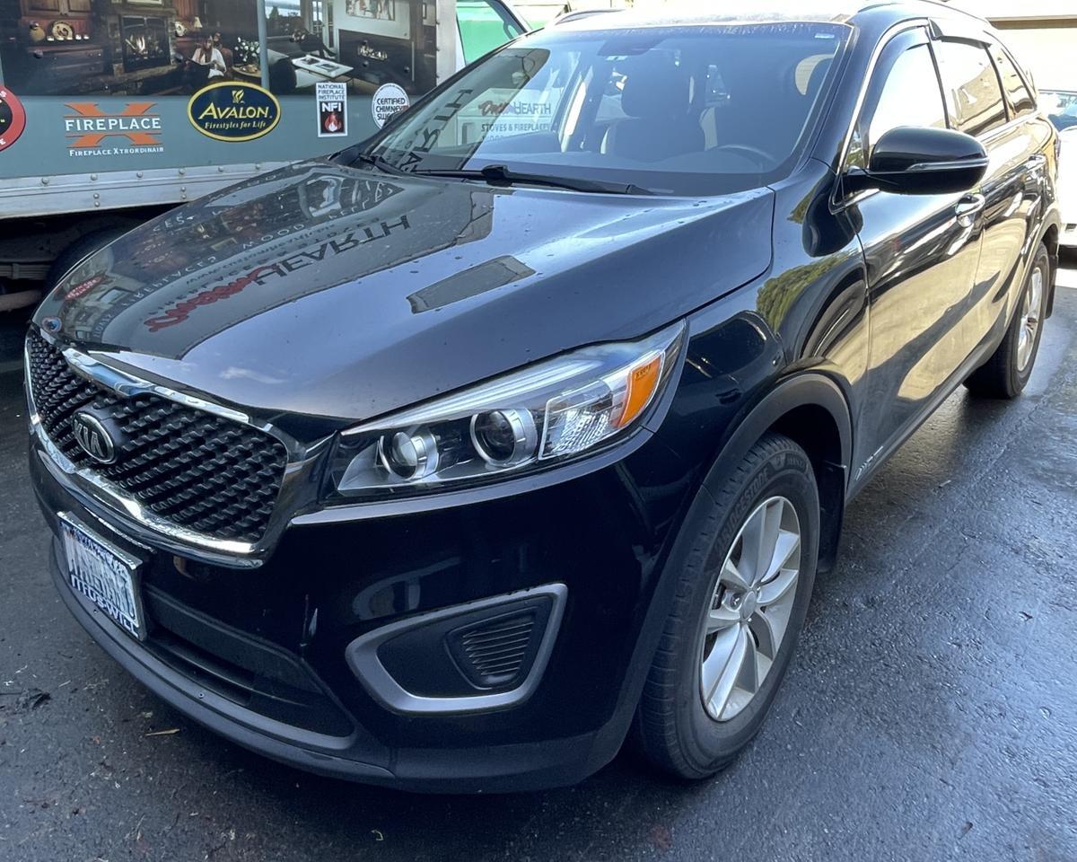 2016 Kia Sorento LX Sport Utility 4D