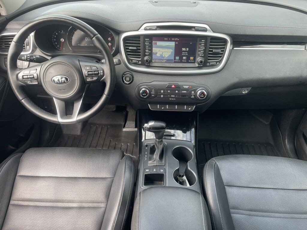 2016 Kia Sorento SX~1 OWNER~CLEAN CARFAX~LOW MILES~3RD ROW SEAT~SUNROOF~NAVIGATIO Sarasota FL