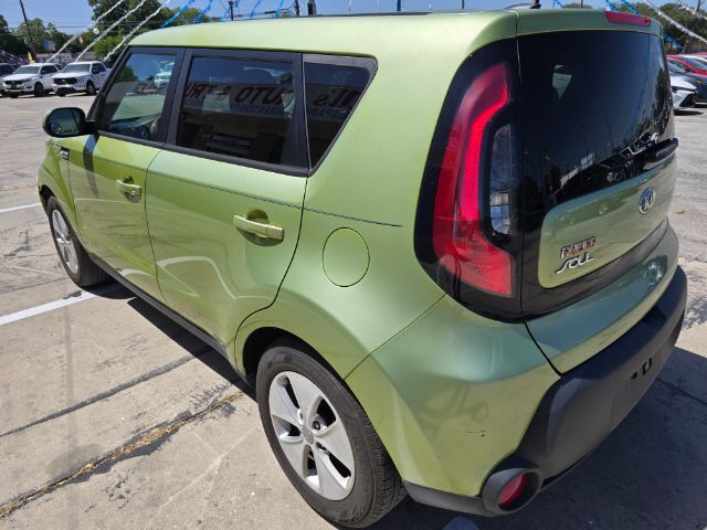 2016 Kia Soul . San Antonio TX