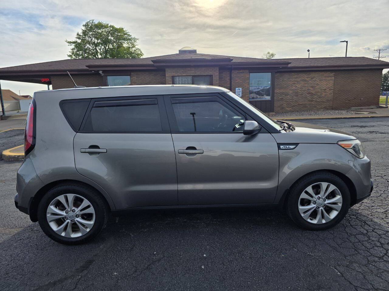 2016 Kia Soul + 4dr Crossover Eldridge IA