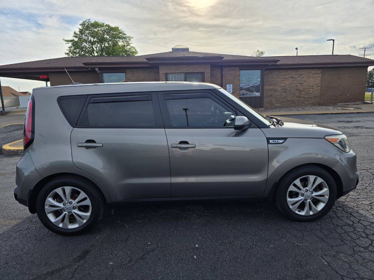 2016 Kia Soul + 4dr Crossover Eldridge IA