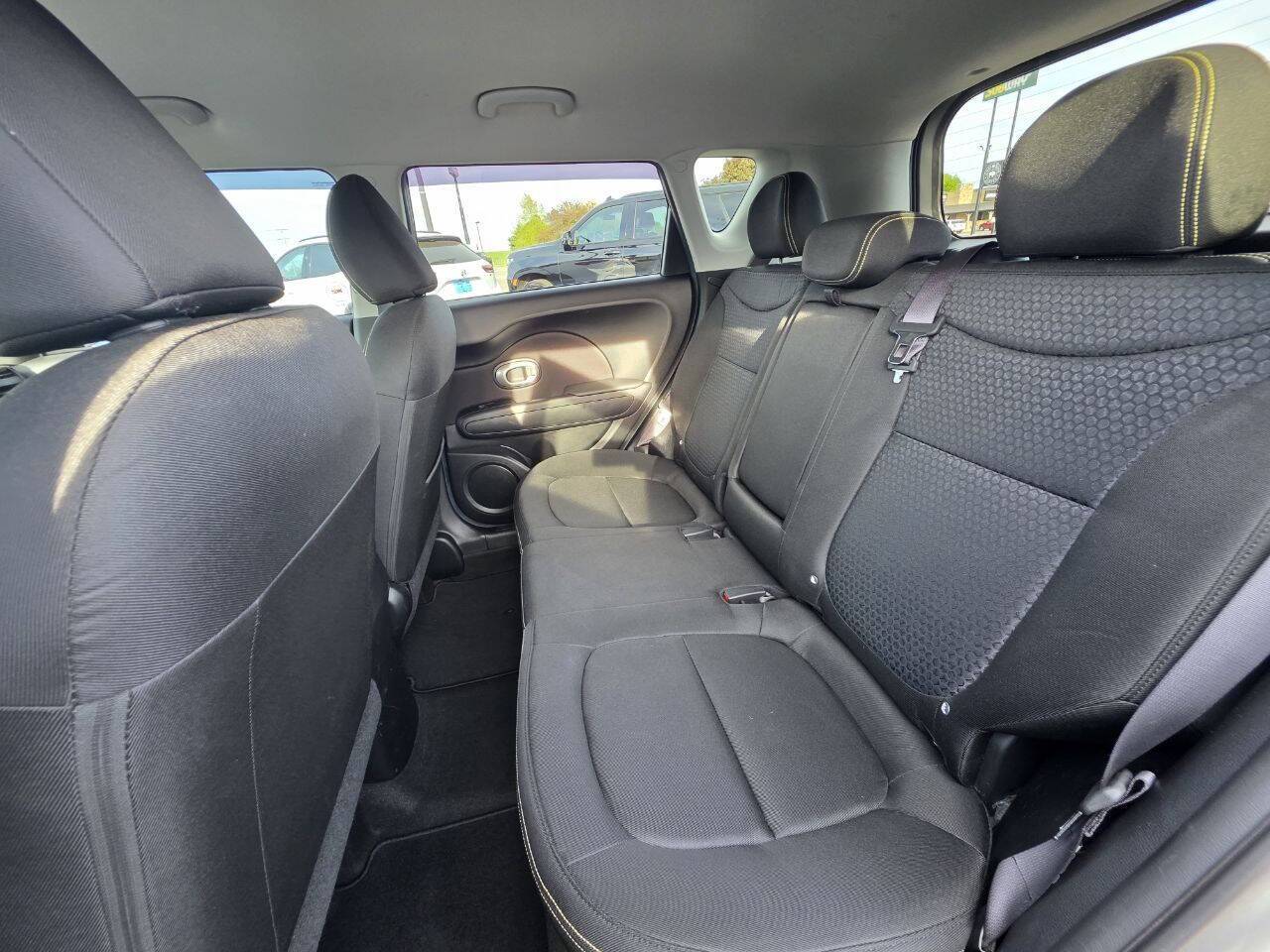 2016 Kia Soul + 4dr Crossover Eldridge IA