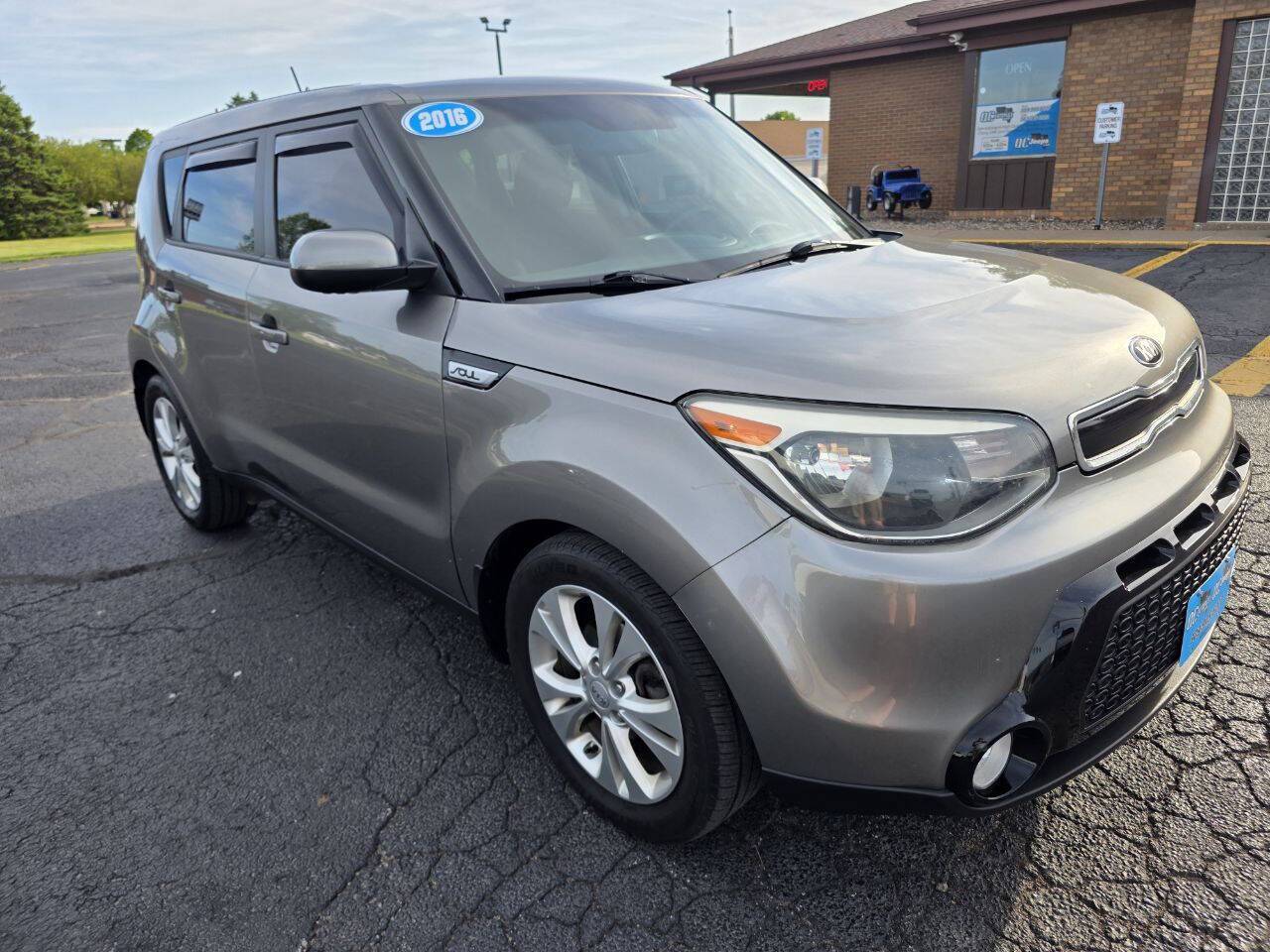 2016 Kia Soul + 4dr Crossover Eldridge IA