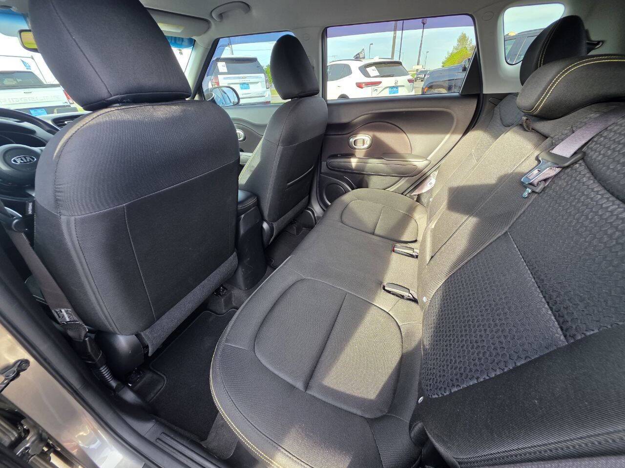 2016 Kia Soul + 4dr Crossover Eldridge IA