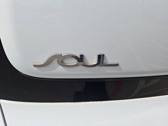 2016 Kia Soul + Hurst TX