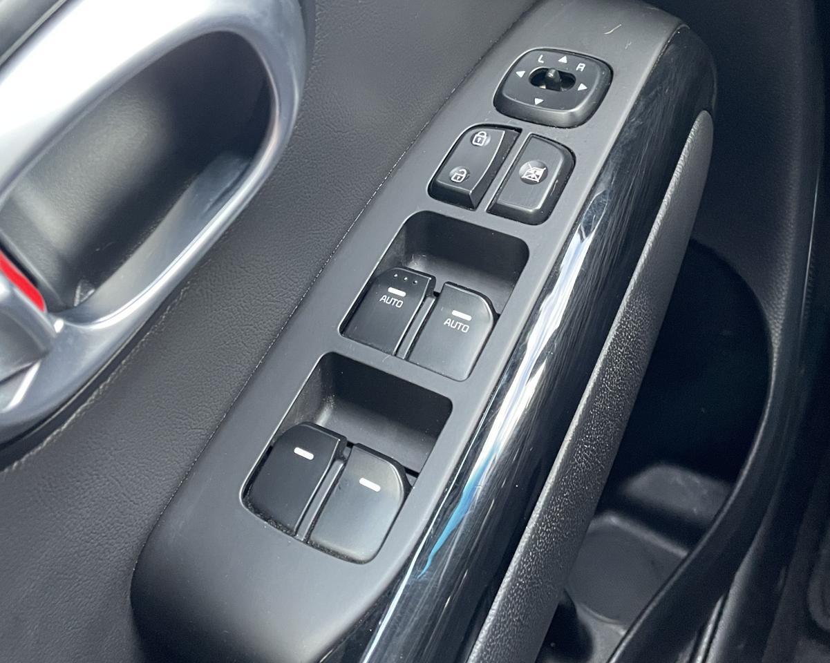 2016 Kia Soul Base - Photo 16