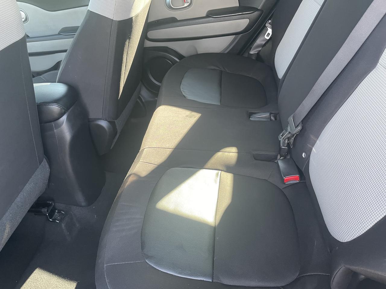 2016 Kia Soul BASE Meridian MS