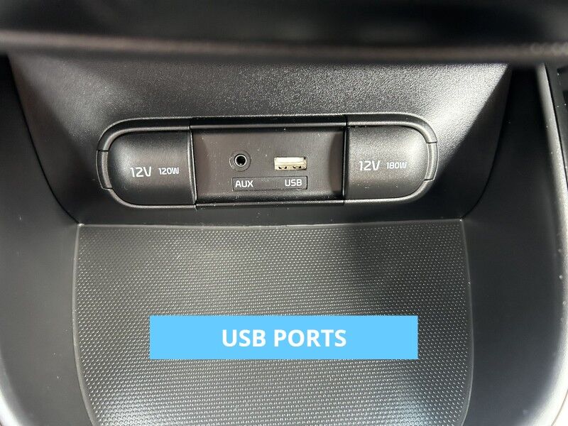 2016 Kia Soul Base - 1 OWNER - GOOD SERVICE HISTORY Whitinsville MA