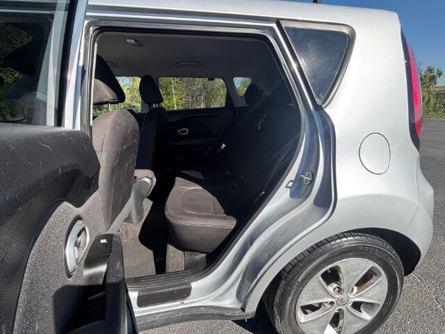 2016 Kia Soul Base 6M