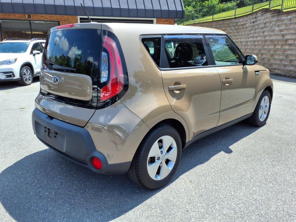 2016 Kia Soul Base
