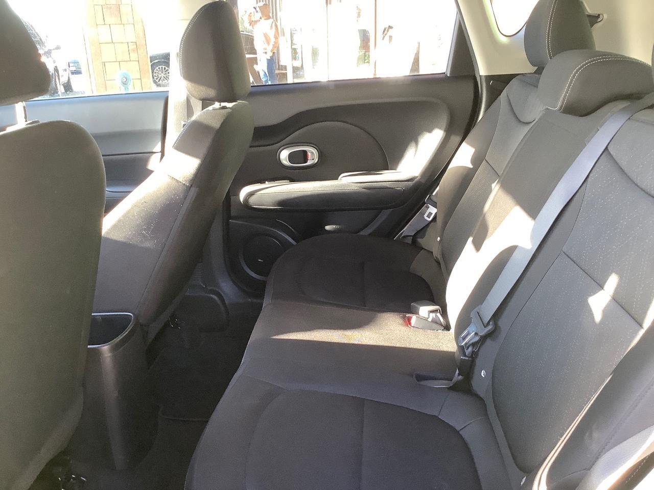 2016 Kia Soul UK Hayden ID